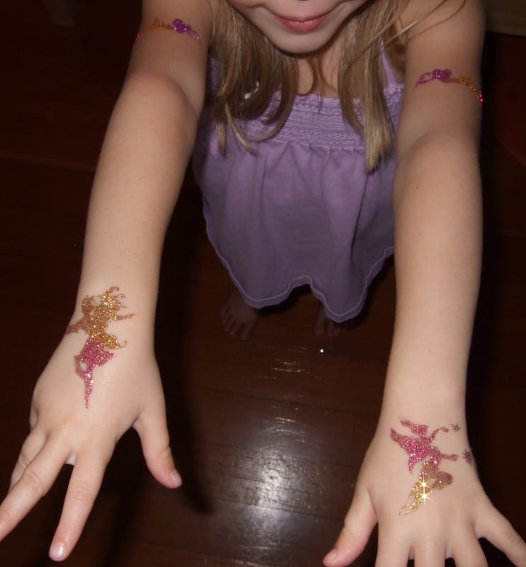glitter-tattoo-tutorial