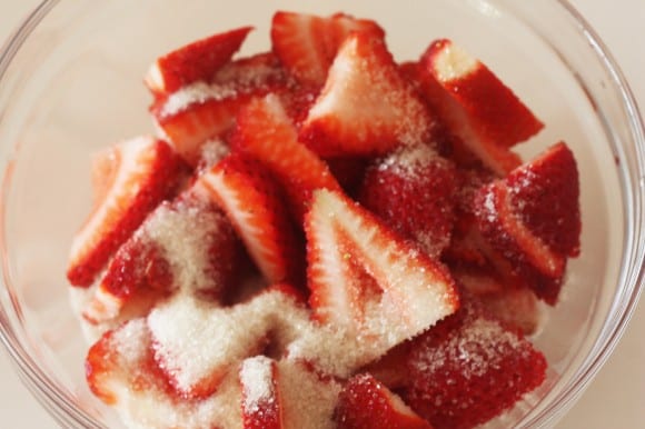 recipe-red-white-blue-strawberry-shortcake-9A