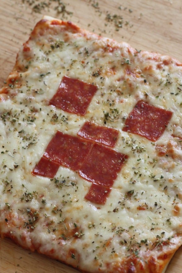 Minecraft Creeper Pizza CatchMyParty.com