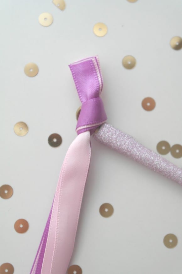 Washi Tape Ribbon Wands DIY | CatchMyParty.com