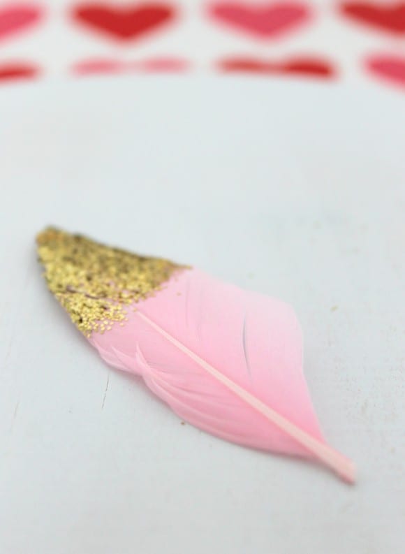 Feather for the Valentine's Day Cupcake | CatchMyParty.com