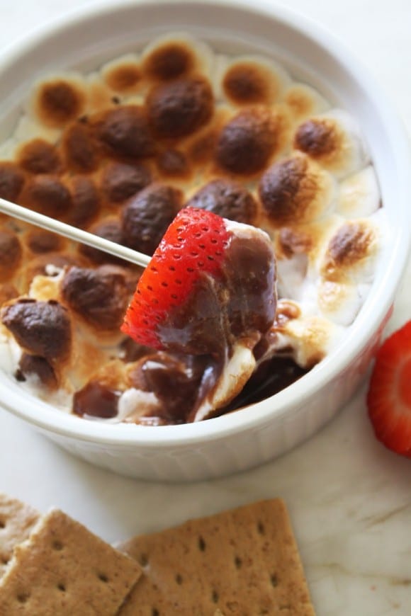 Recipe for S'mores Fondue | CatchMyParty.com