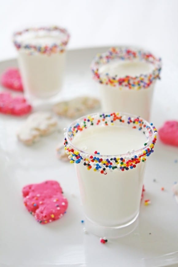Sprinkle Rimmed Glasses | CatchMyParty.com