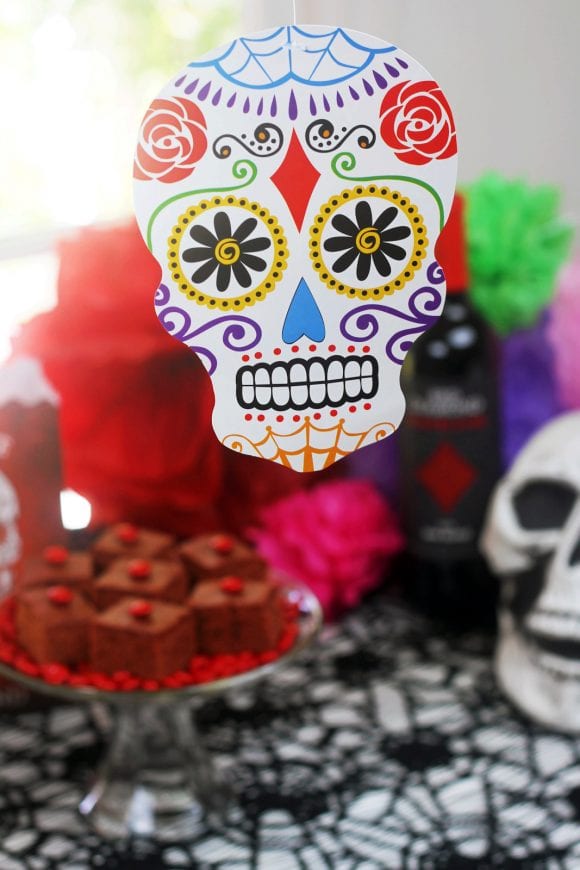 Easy Day of the Dead Cocktail Party | CatchMyParty.com Easy Day of the Dead Cocktail Party | CatchMyParty.com