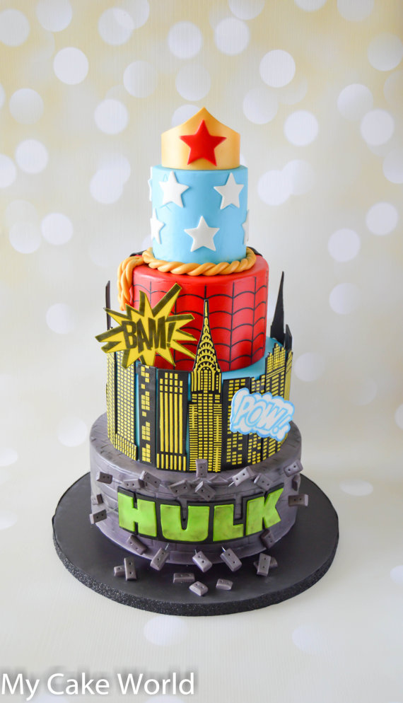 Wonder Woman Cake Decorations | CatchMyParty.com Wonder Woman Cake Decorations | CatchMyParty.com