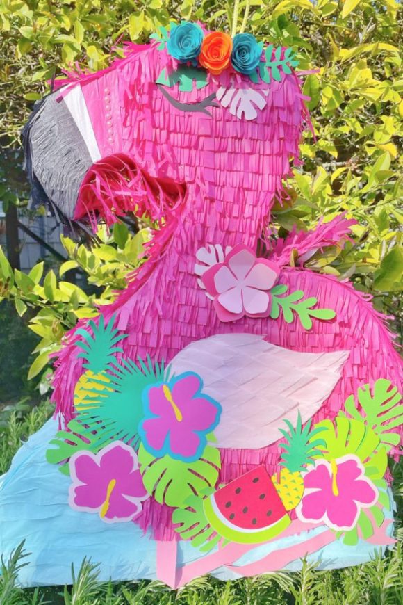 Flamingo pinata