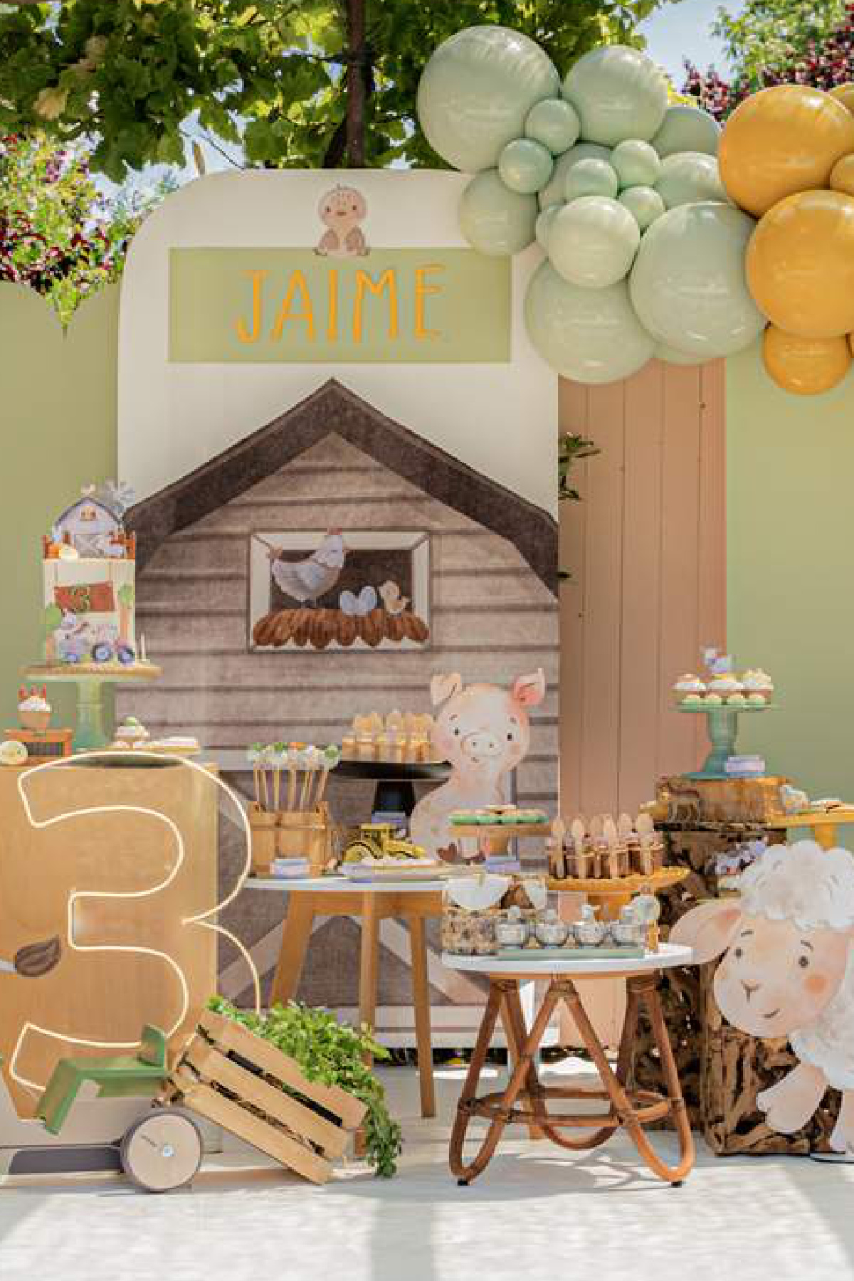Farm birthday party | CatchMyParty.com Farm birthday party