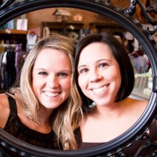 Picture-frame-cupcakes-and-cocktails-320x320
