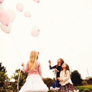 Ava-tea-party-in-the-park-320x320