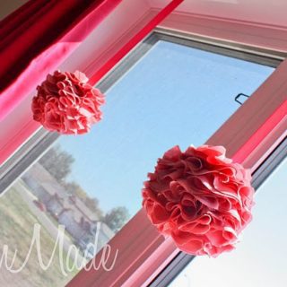 Fabric-pom-poms-diy-320x320