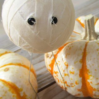Mummy-craft-diy-1-320x320