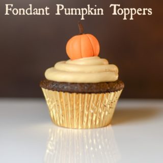 Fondant-pumpkin-toppers-320x320