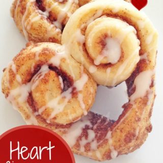 Valentines-day-heart-cinnamon-rolls-320x320