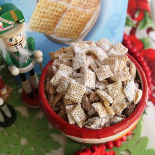Salted-caramel-muddy-buddies-recipe-55-320x320