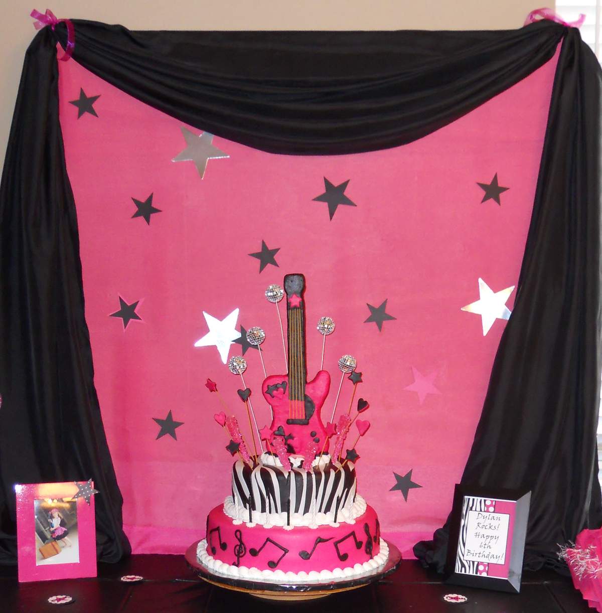 Rock Star Party - None