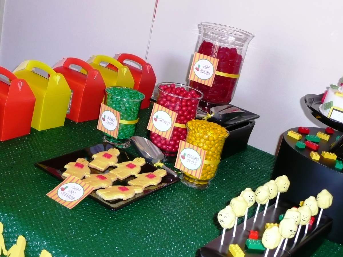 Lego Birthday Party - Lego - red, green and yellow