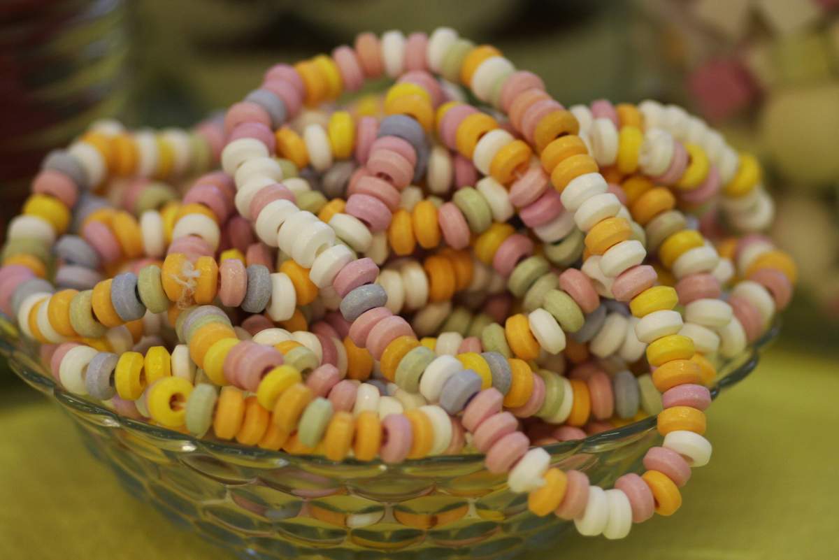 Lollipops, Sweets & Buttons! Birthday Party Ideas Photo 1 of 43