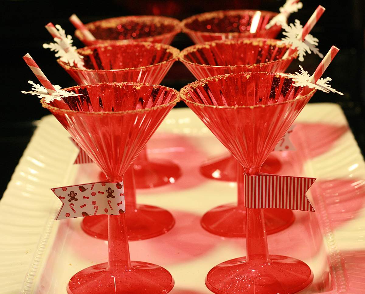 A Grown Up Gingerbread Party! - Nostalgic party for the girls before going on a Historic Holiday House Tour