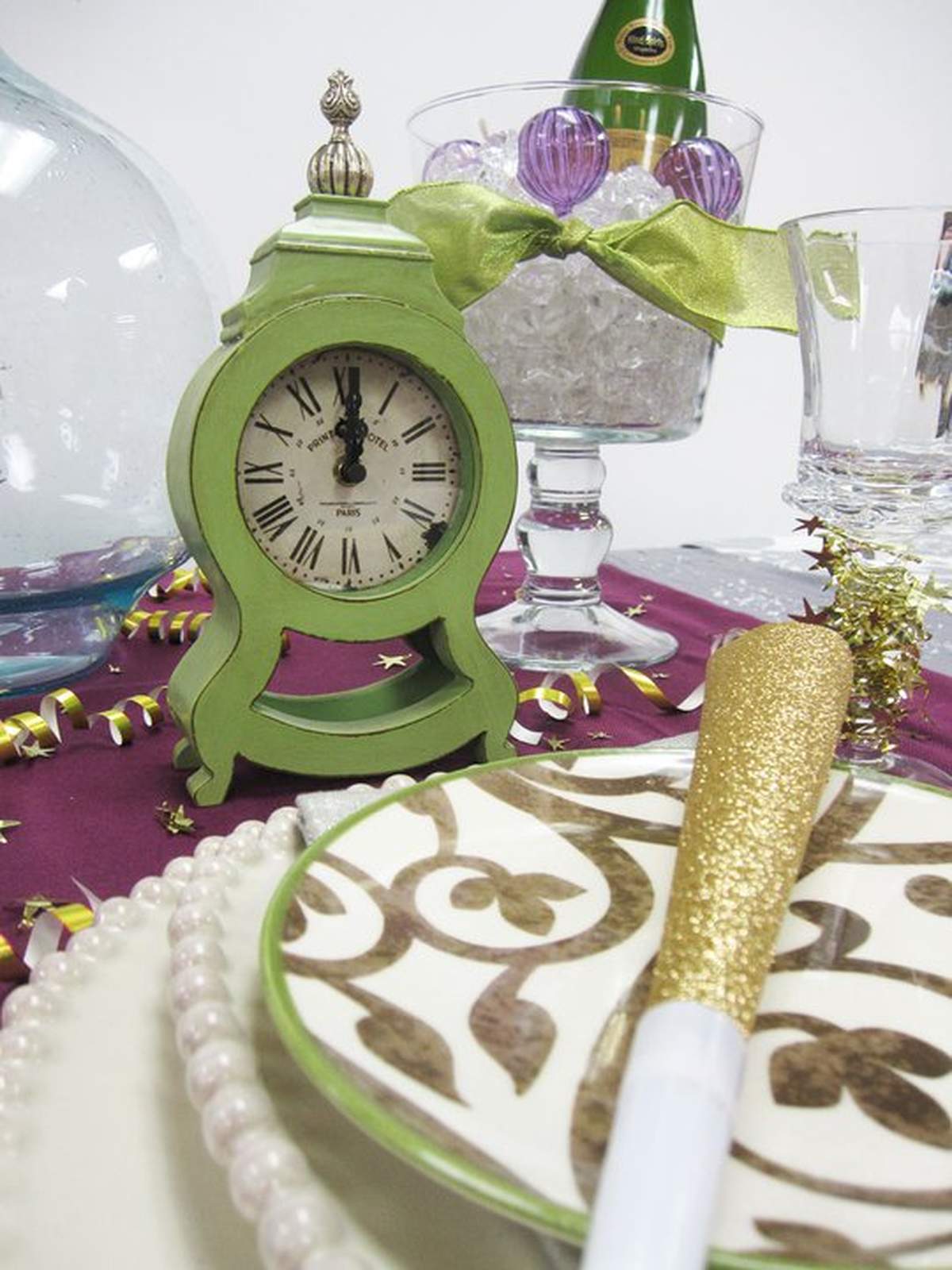using clocks New Year's Party Ideas Photo 1 of 3 Catch My Party