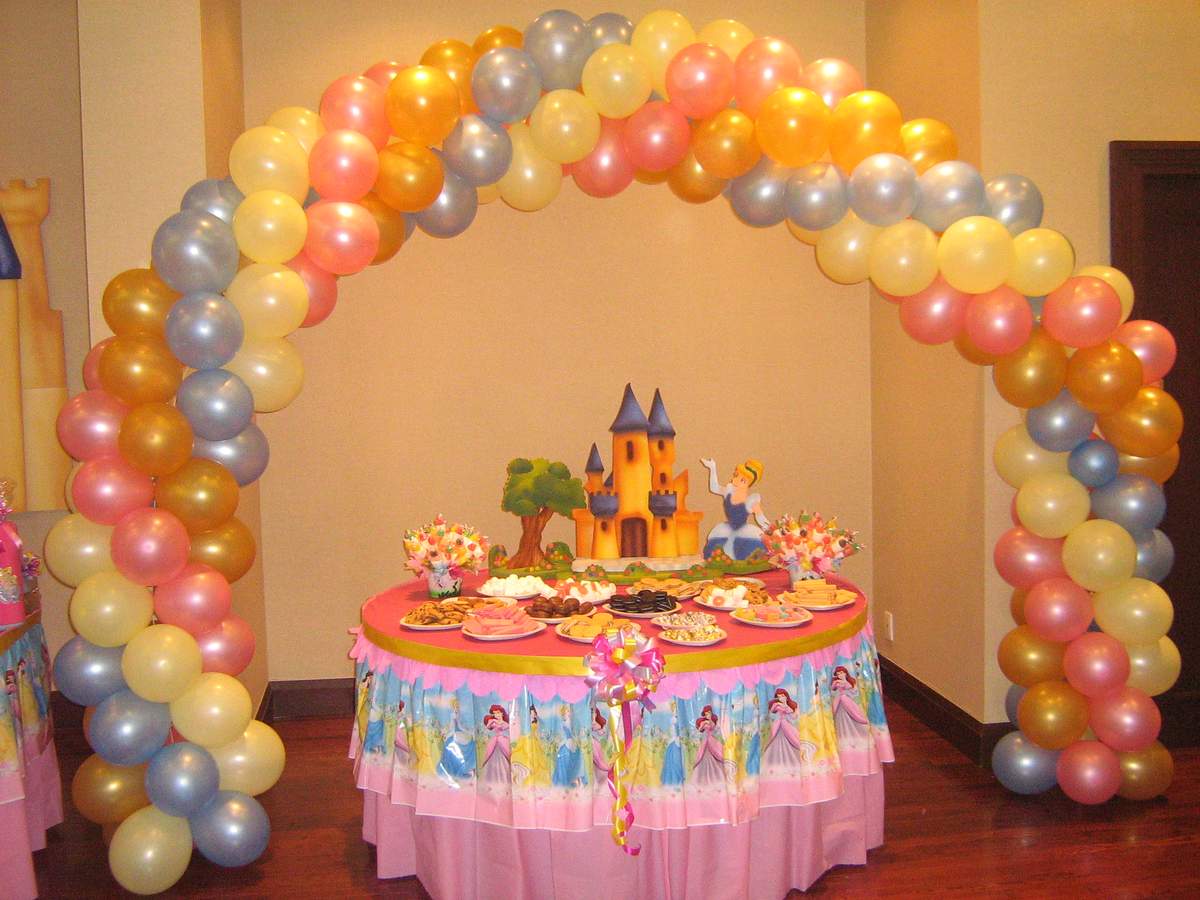 A Precious Party for a Pretty Princess  - Disney Princess