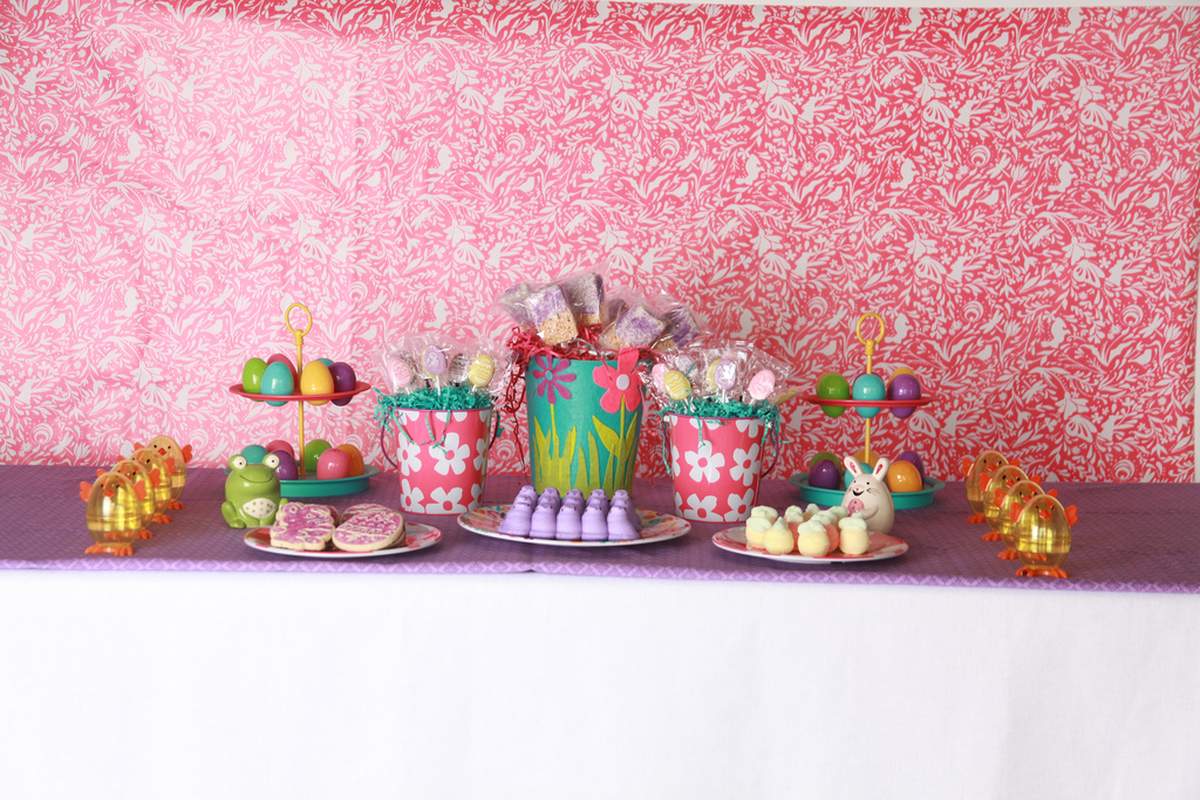 DIY Easter Dessert Feature - Easter