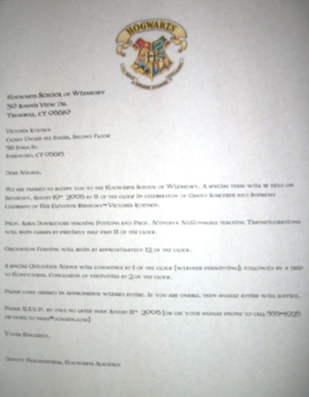 Victoria's Day at Hogwart's 11th Birthday  - Harry Potter