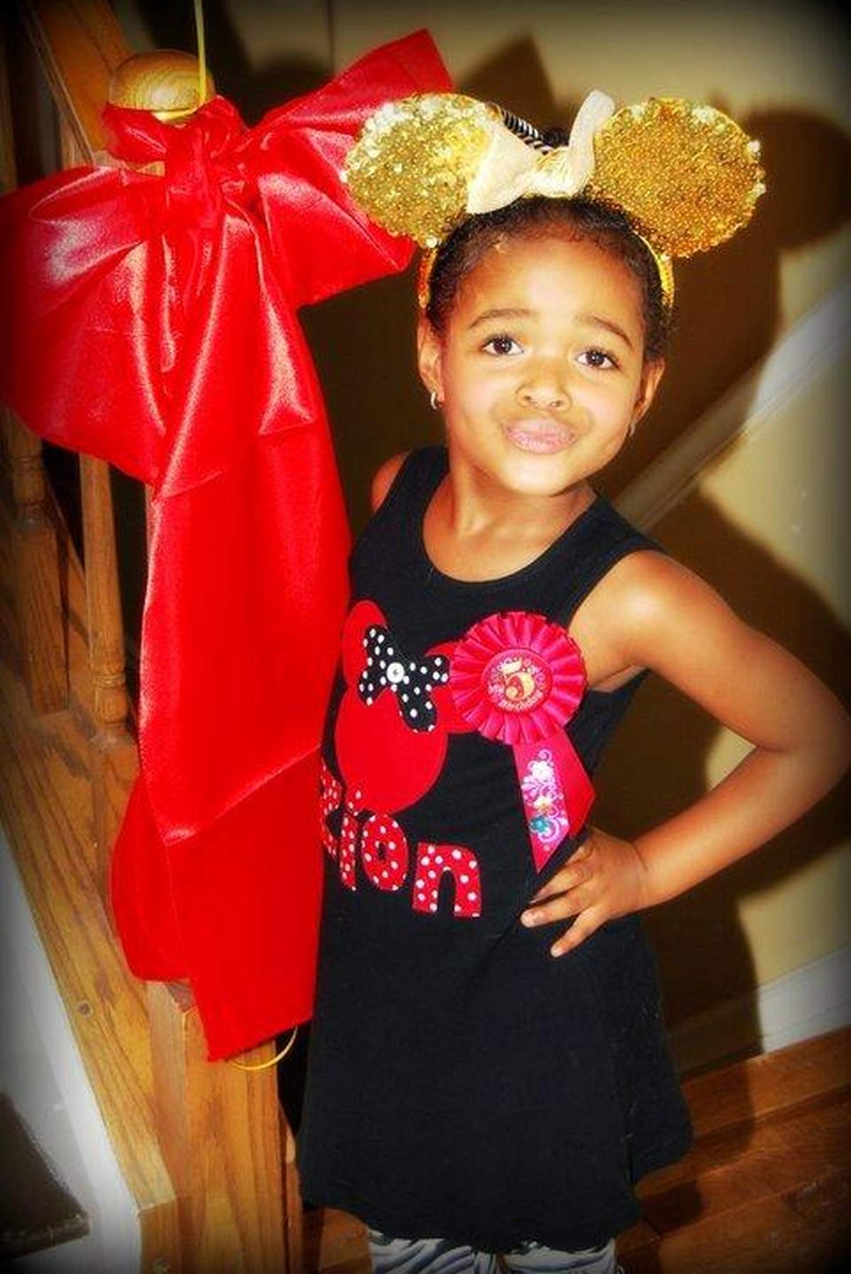 ZION turns 5! - Minnie Mouse BOW-Tique