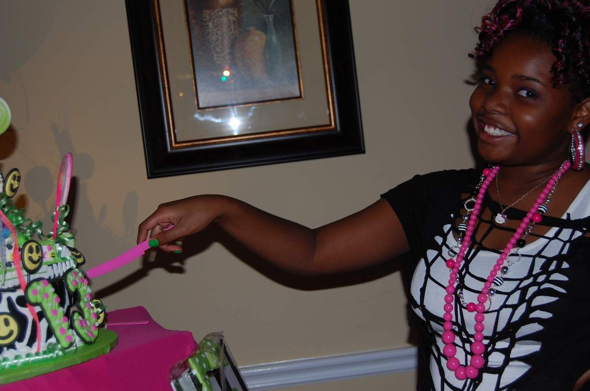 Kick n it with Kiah  - Sweet 13