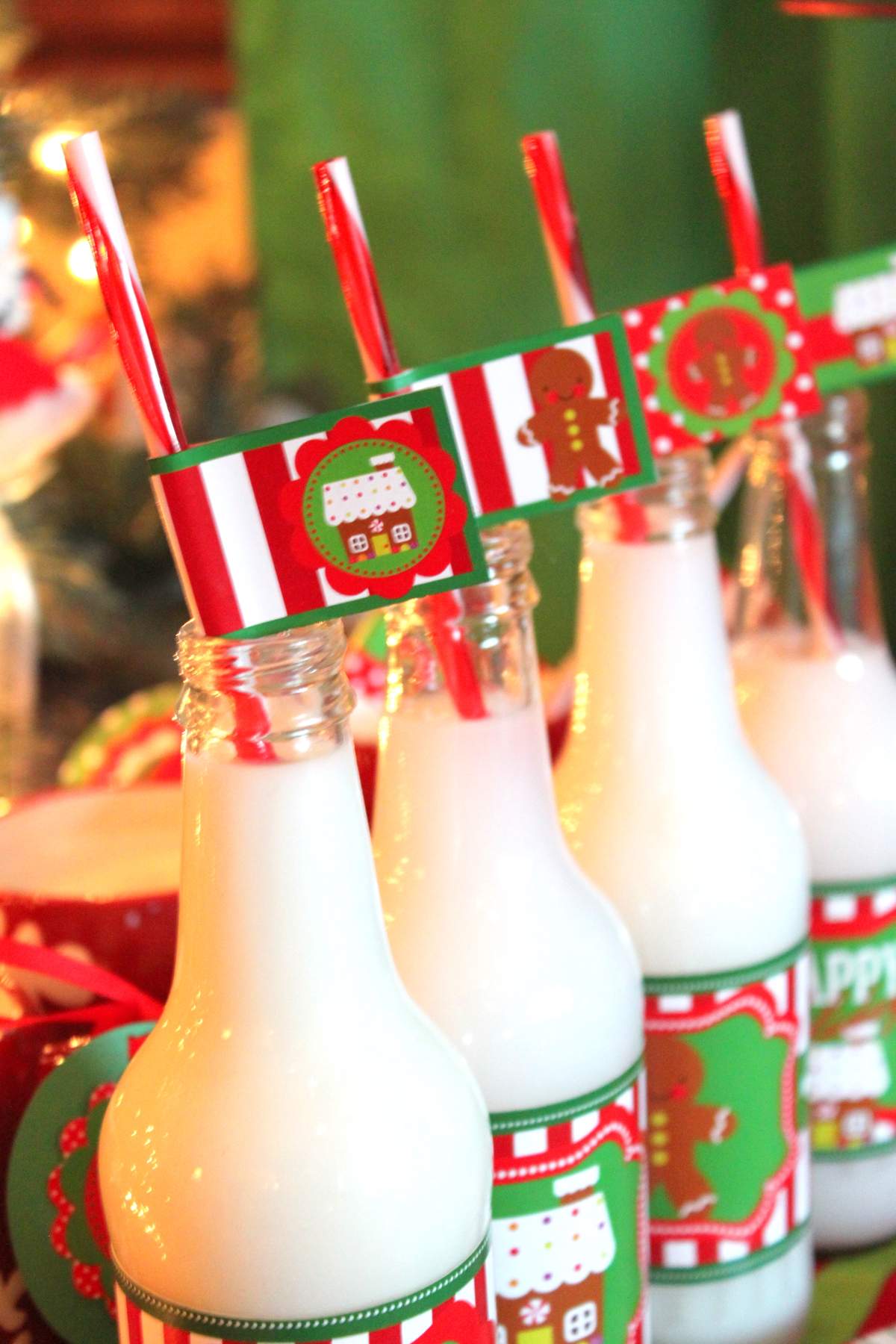 GINGERBREAD MAN Christmas/Holiday Party Ideas Photo 4 of 8 Catch My