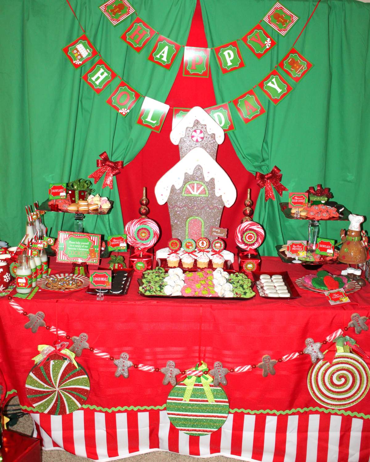 GINGERBREAD MAN Christmas/Holiday Party Ideas Photo 4 of 8 Catch My