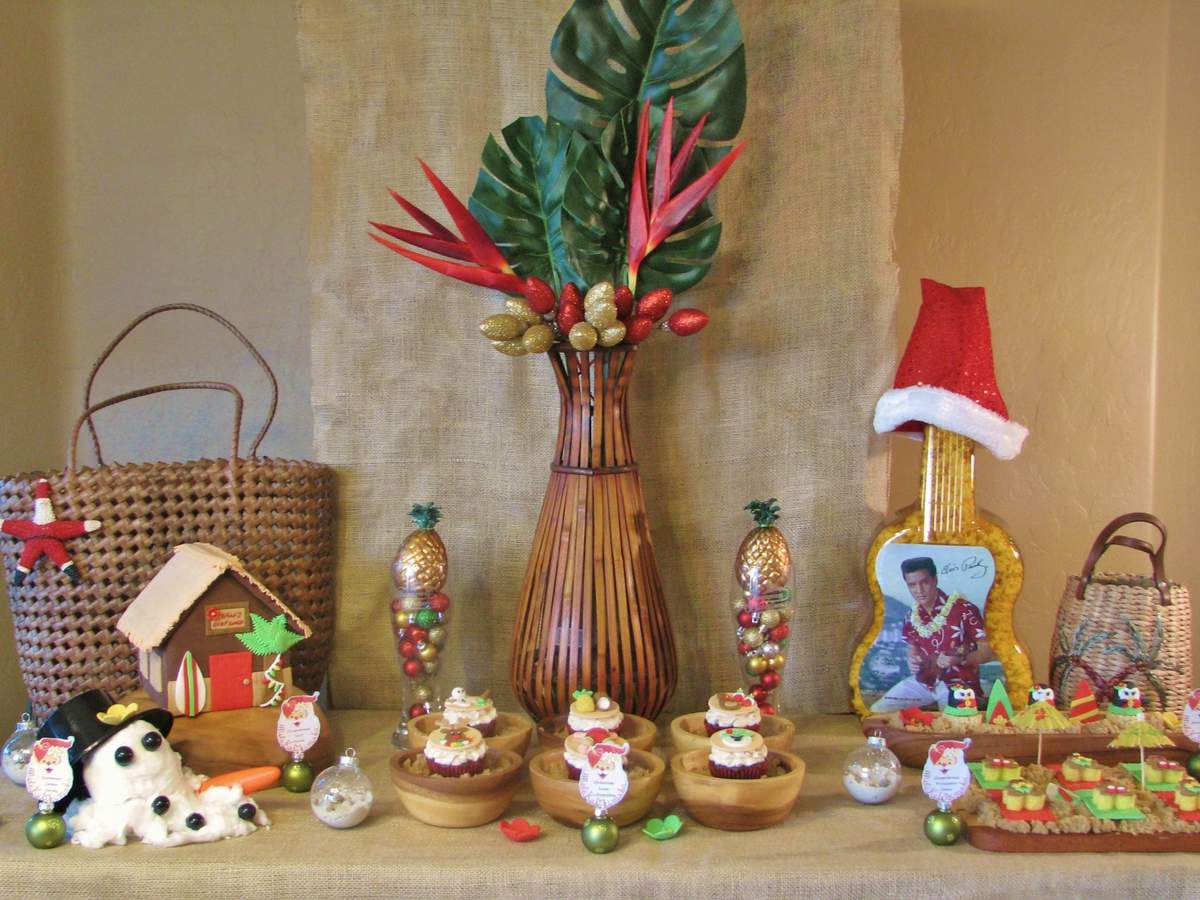Mele Kalikimaka - Tropical Christmas birthday