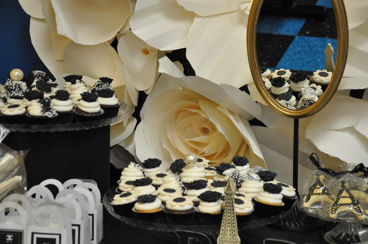 Paris in Black and White - Chanel inspired,,