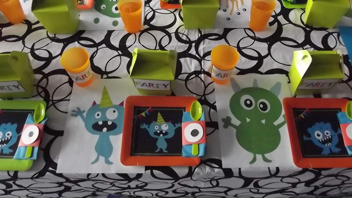MONSTERS - Monsters