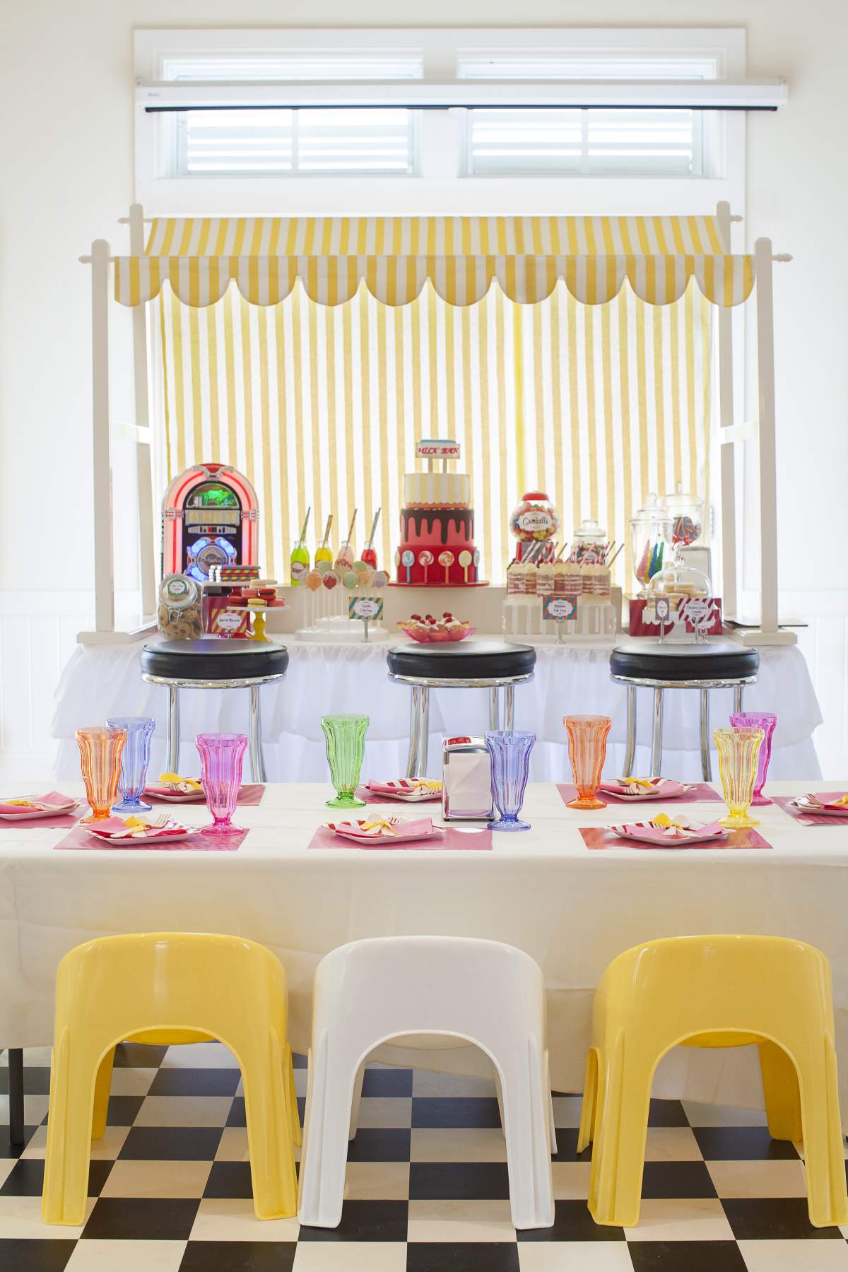 Unisex Superhero Party with a twist! Birthday Party Ideas Photo 6 of