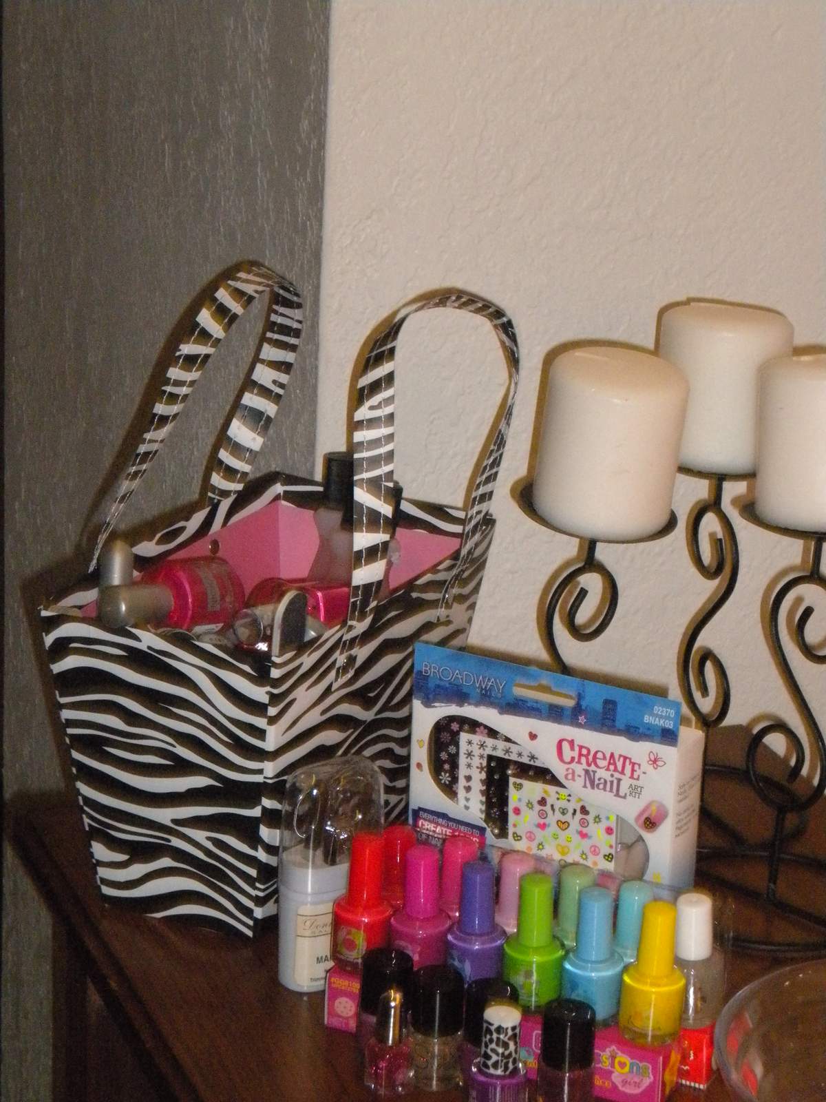 Simone's Spa Sleepover - spa pamper party