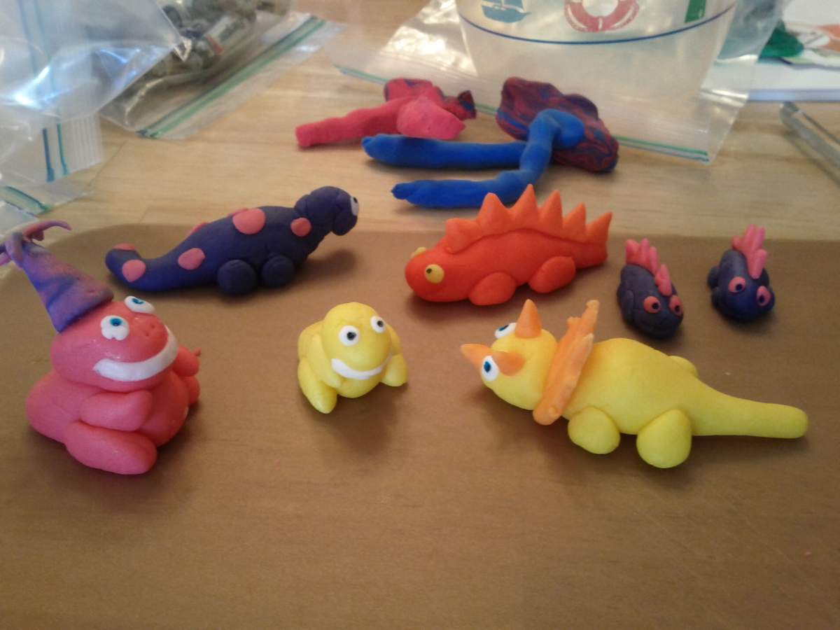 Annabelle's pink and purple, sparkly, shiny, dinosaur party - Dinosaur