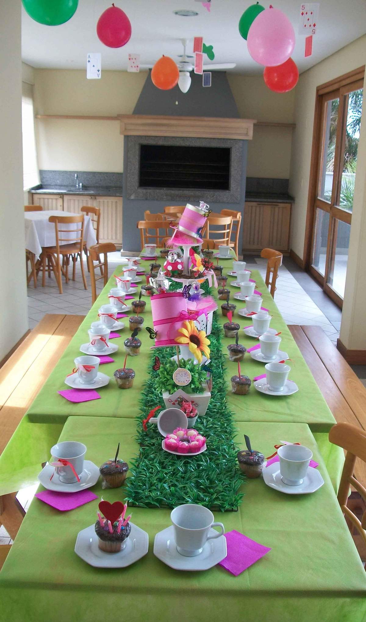 Feast of pietra - Alice in Wonderland