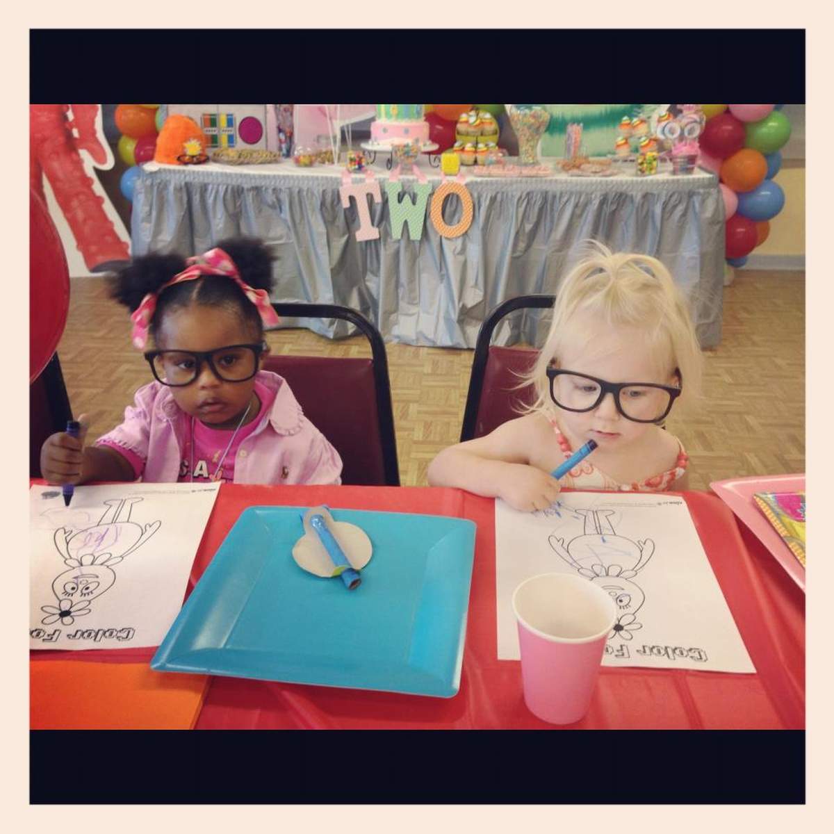 Londyn is 2 - Yo Gabba Gabba!