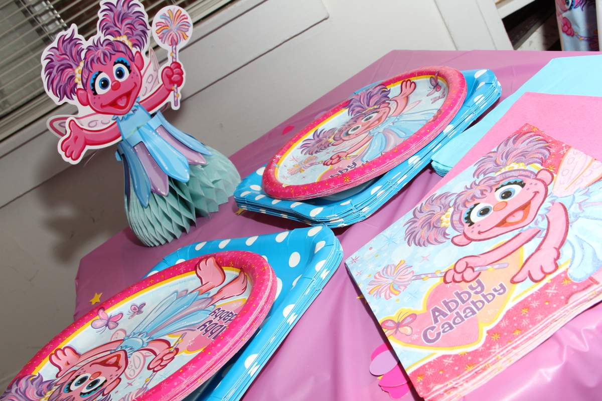 A 'Fairy' Magical Event - ABBY CADABBY & ELMO