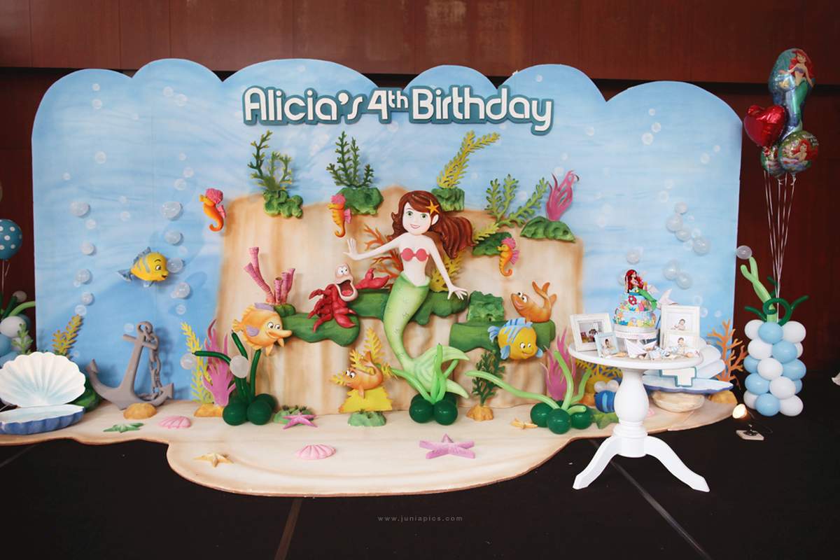 Alicia's undersea adventure - The Little Mermaid