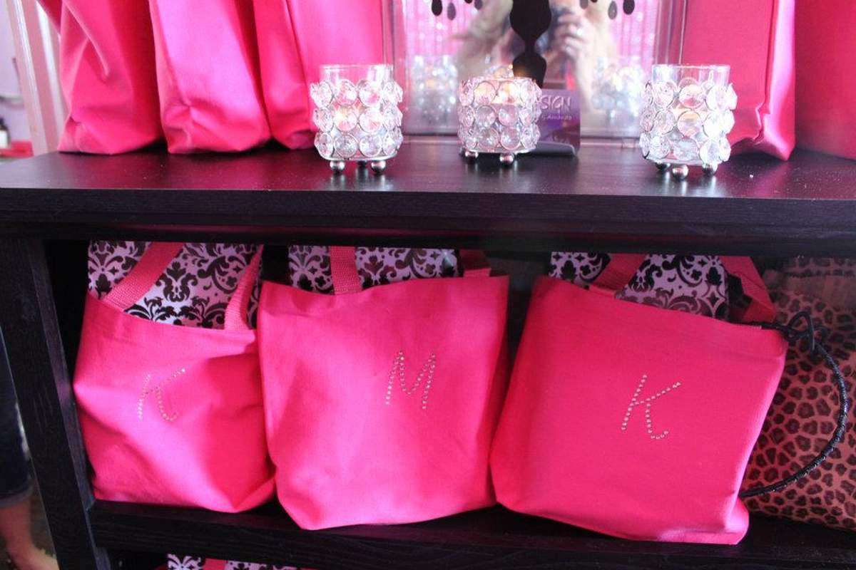 Glitz and Glam Birthday Party Ideas Photo 3 of 20 Catch My Party