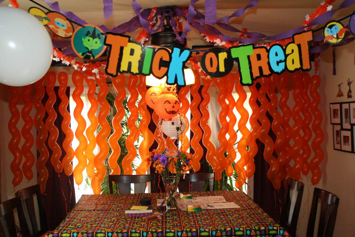 Honor's Not So Scary Halloween Party - None