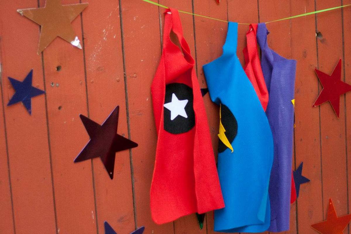 A Super Birthday Party For A Supergirl! - Superhero