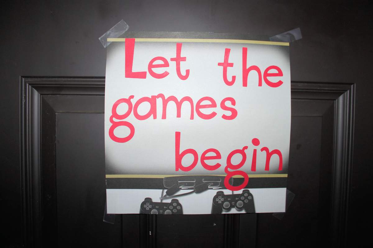 Troy's 16th Birthday - Game Night/Sweet 16