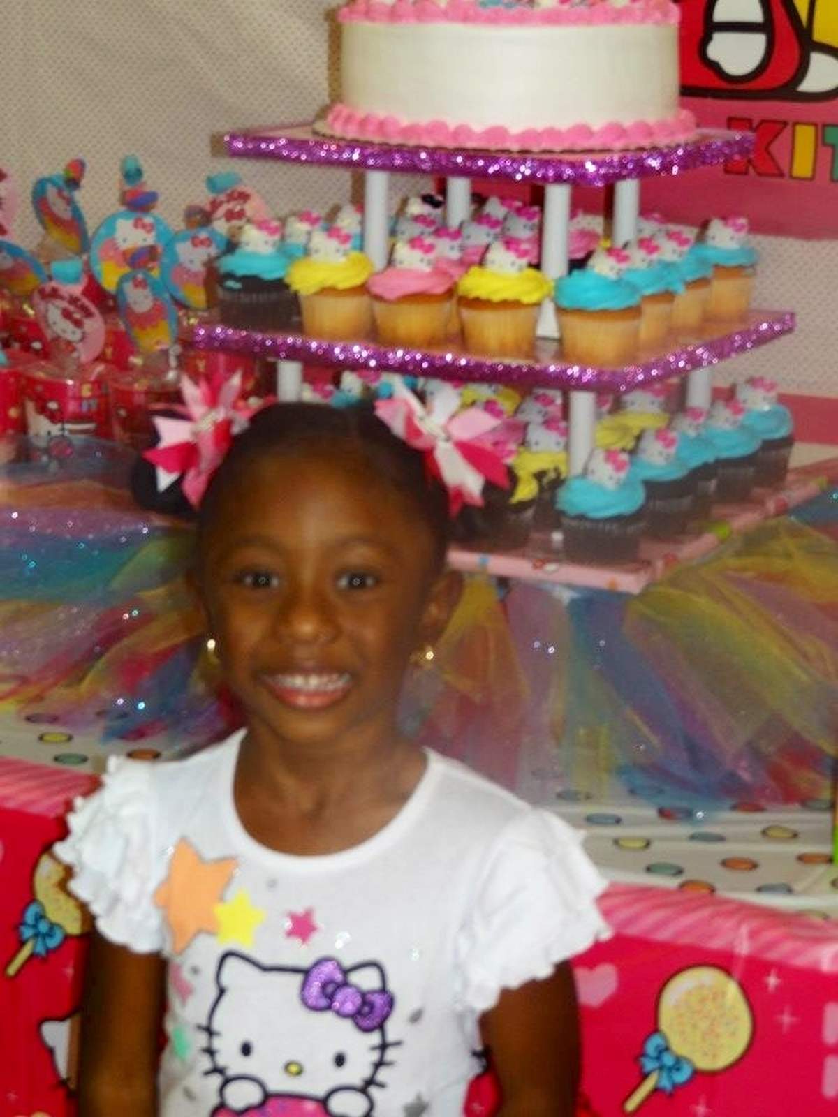 Makaila's 4th birthday party! - Hello Kitty