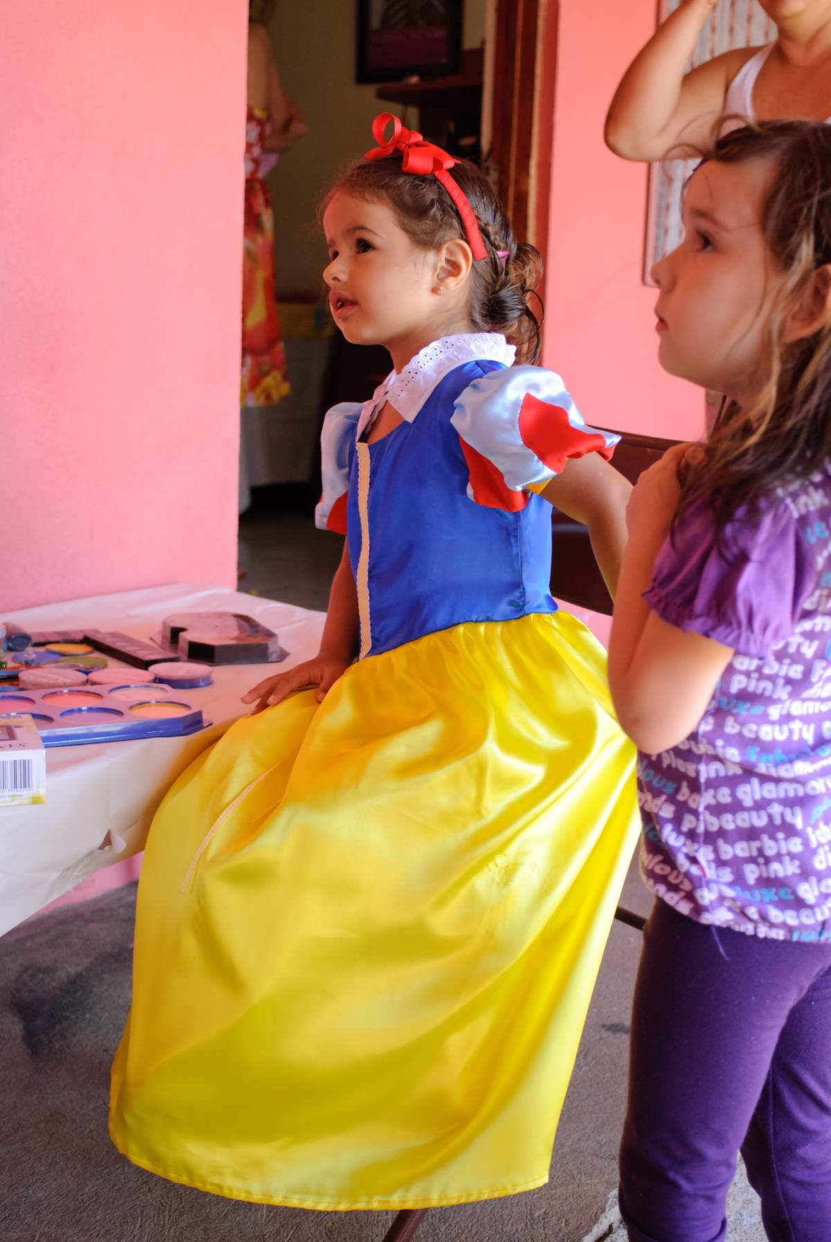 Sarah's Snow White 4th b-day party - Snow White