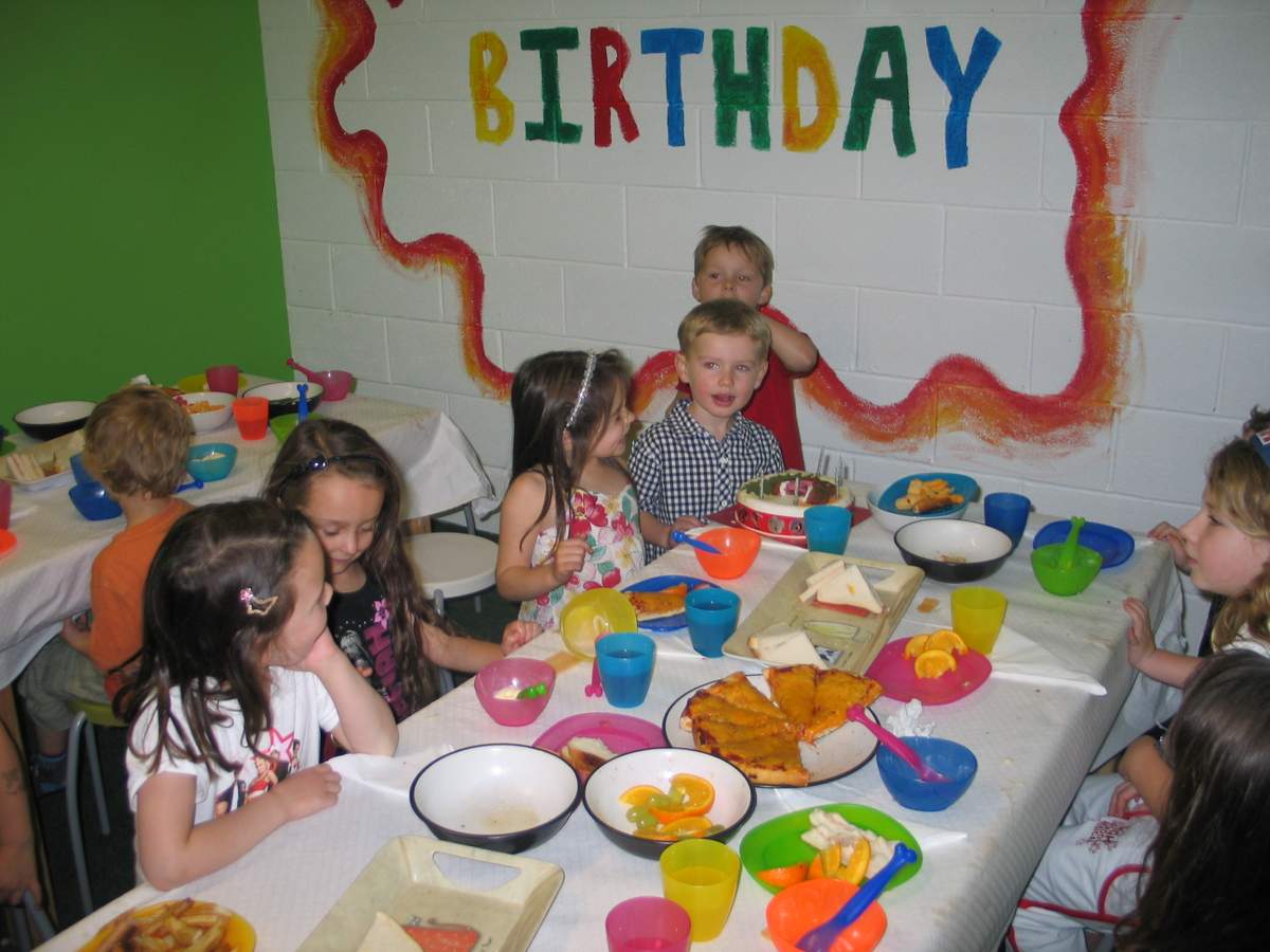 Harry's 5th birthday party - Play area