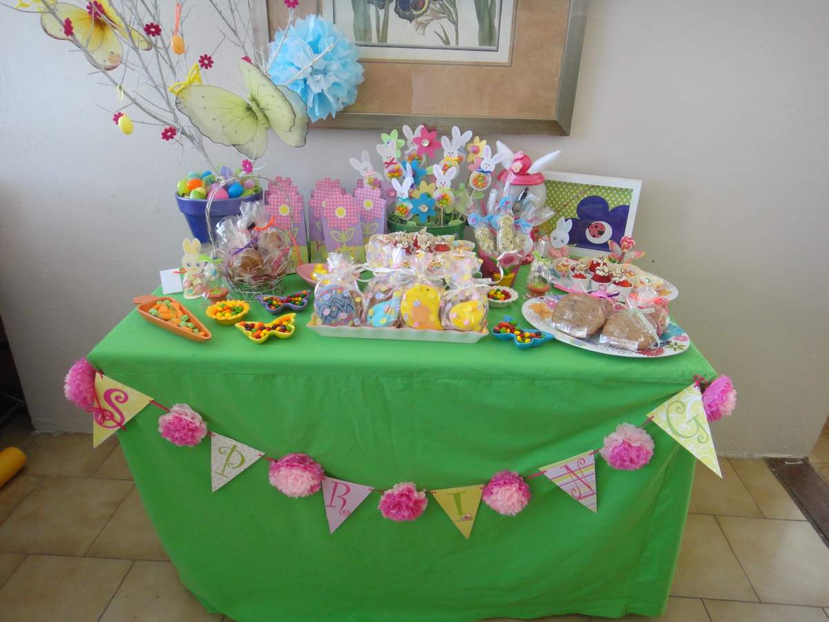 Friends Party - Easter