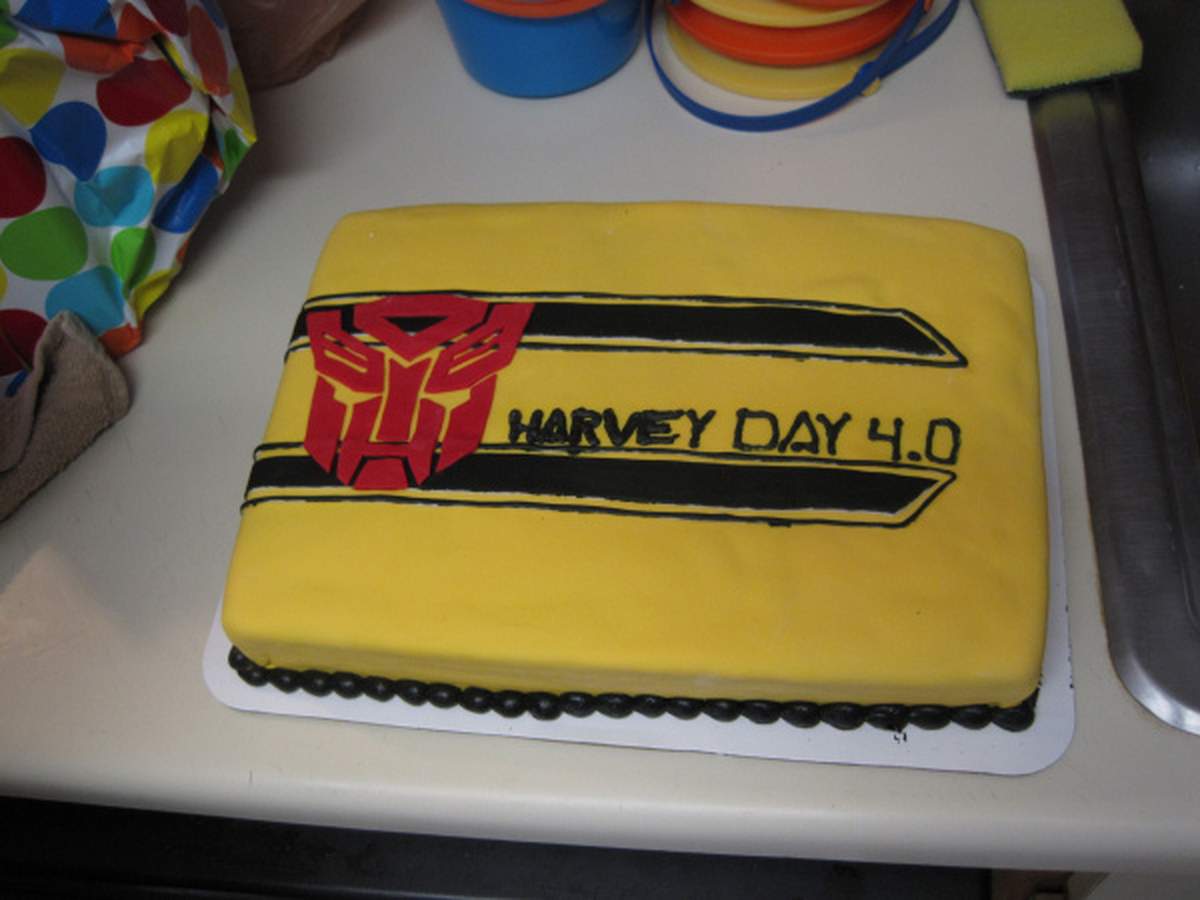 Harvey's 4th Birthday - Transformers 