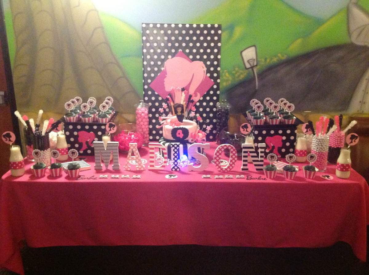 Madison's Barbie Party - Barbie